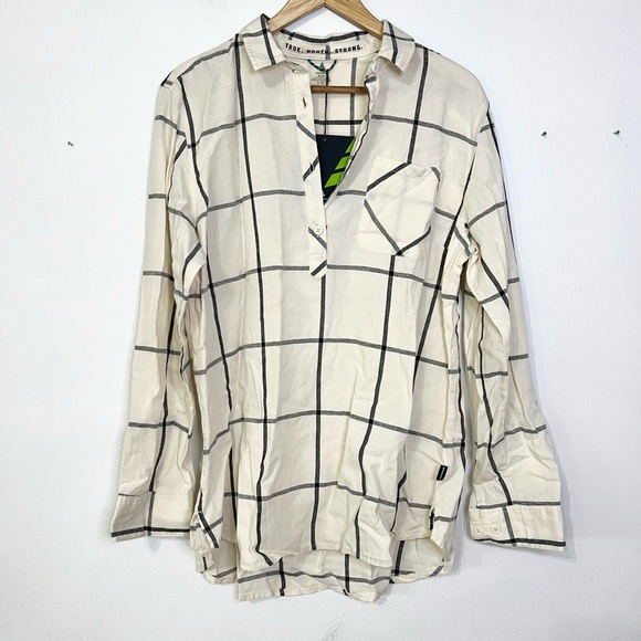 NEW Woods Priestly pop over shirt moisture wicking quick dry - Picture 5 of 8